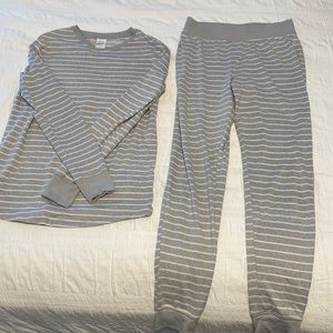 Target stars above gray & white strip long sleeve lounge pajama set size small
